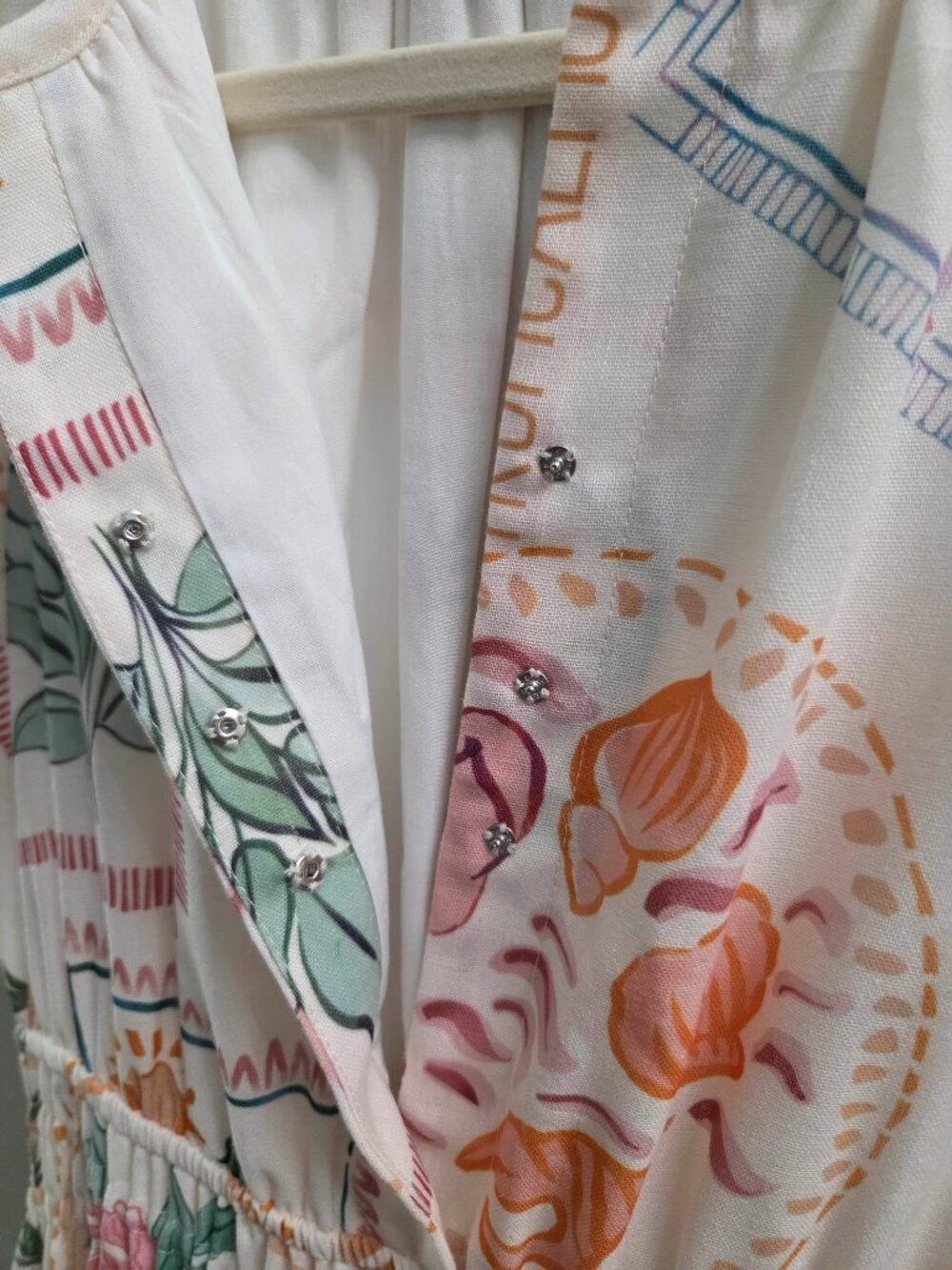 D49. Short Sleeve Maxi Dress - Picture 3 of 4